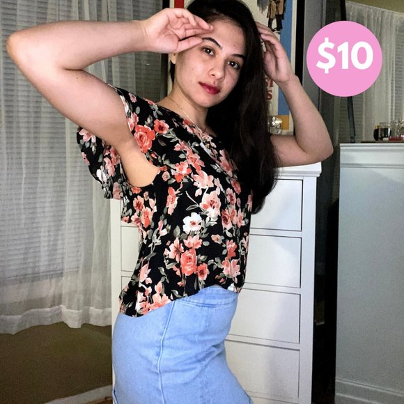 Forever 21 Chiffon Top - Picture 1 of 6